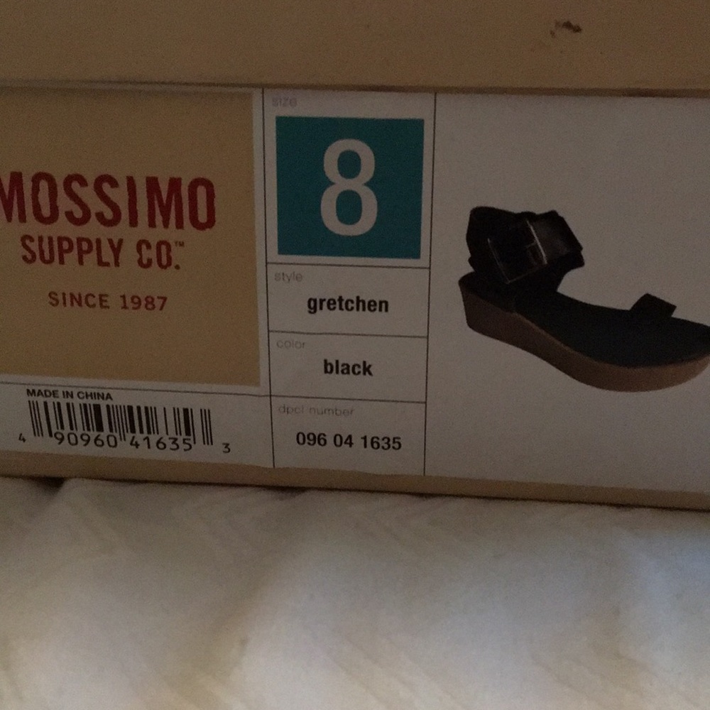 Sandals - Picture 4 of 4